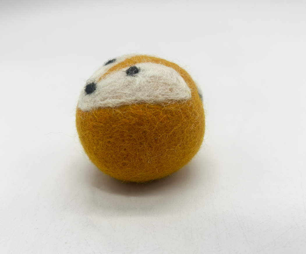 Handmade Felt Fox Rattle Ball – Eco-Friendly Wool Cat Toy